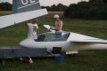 12 Nach einem Flugtag ... Flugzeug waschen und dann ab in den Haenger ... das Flugzeug.jpg